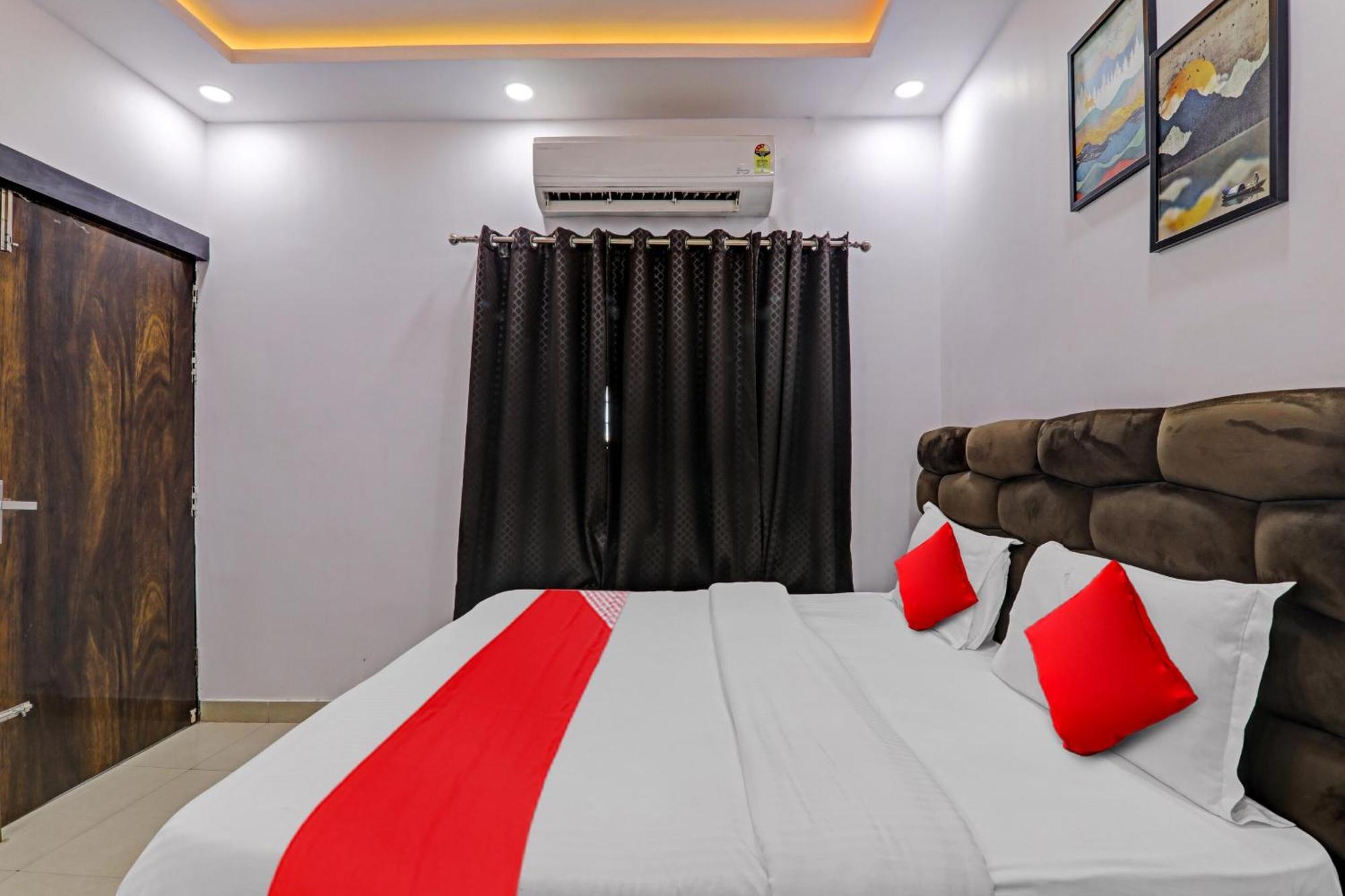 Hotel Oyo Flagship 81064 Chaudhary In à Gorakhpur Extérieur photo