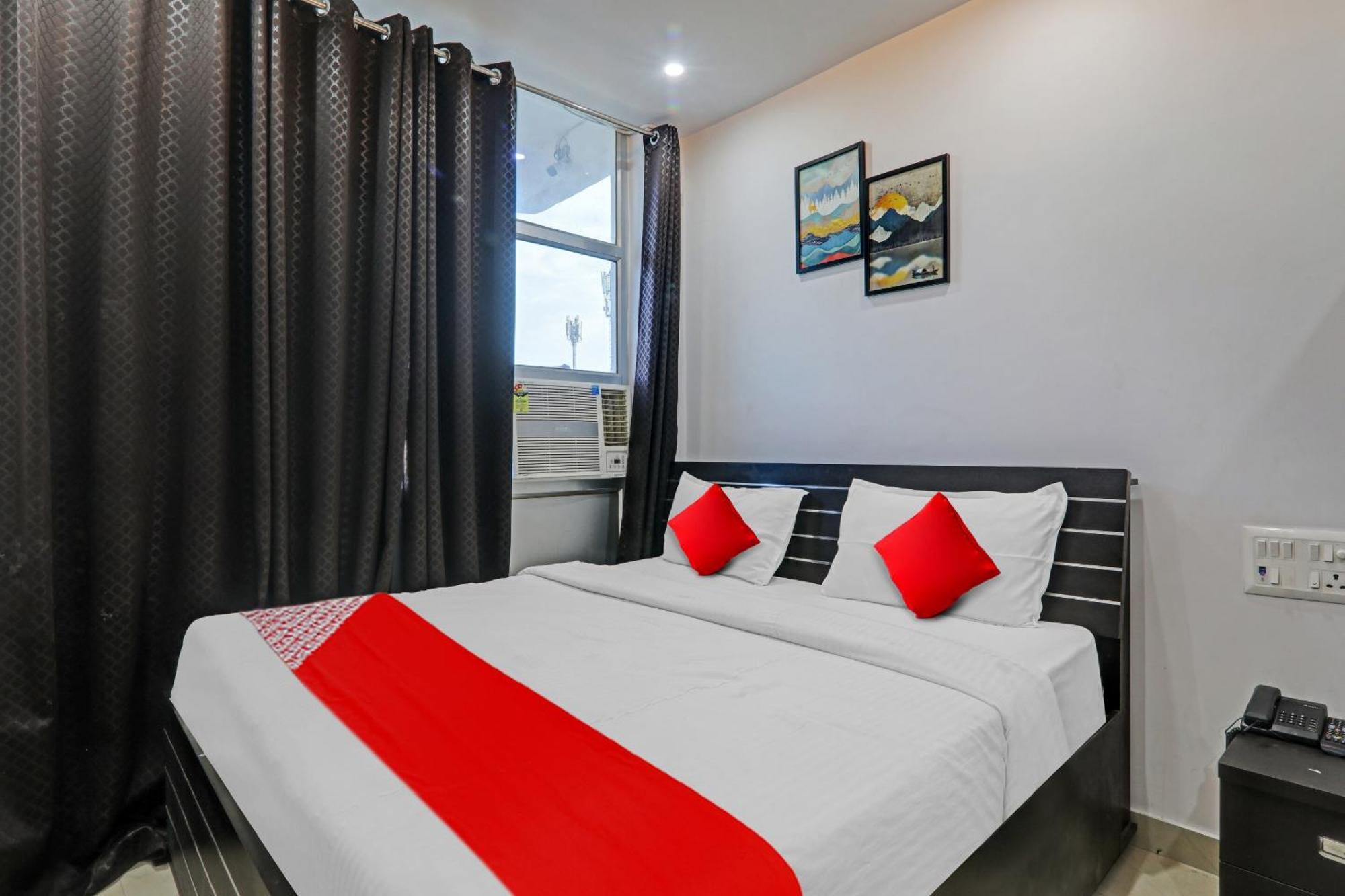 Hotel Oyo Flagship 81064 Chaudhary In à Gorakhpur Extérieur photo